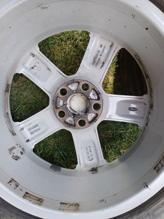 Vând jante Borbet R17  Ford Mondeo