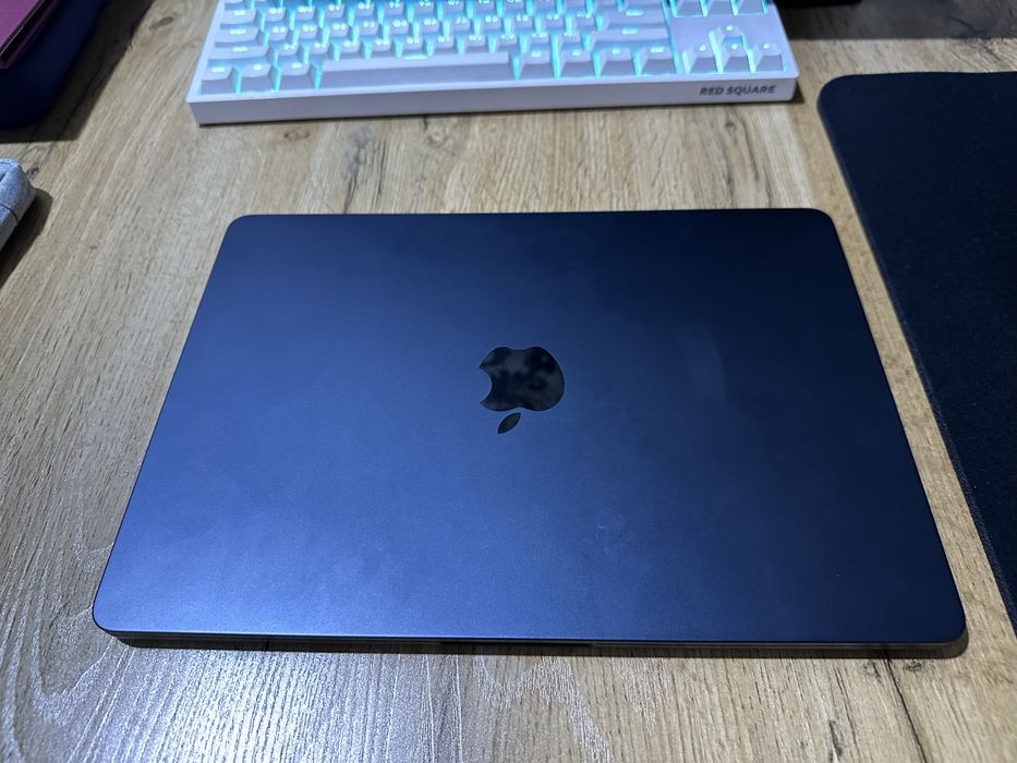 Macbook Air M2 8/512GB