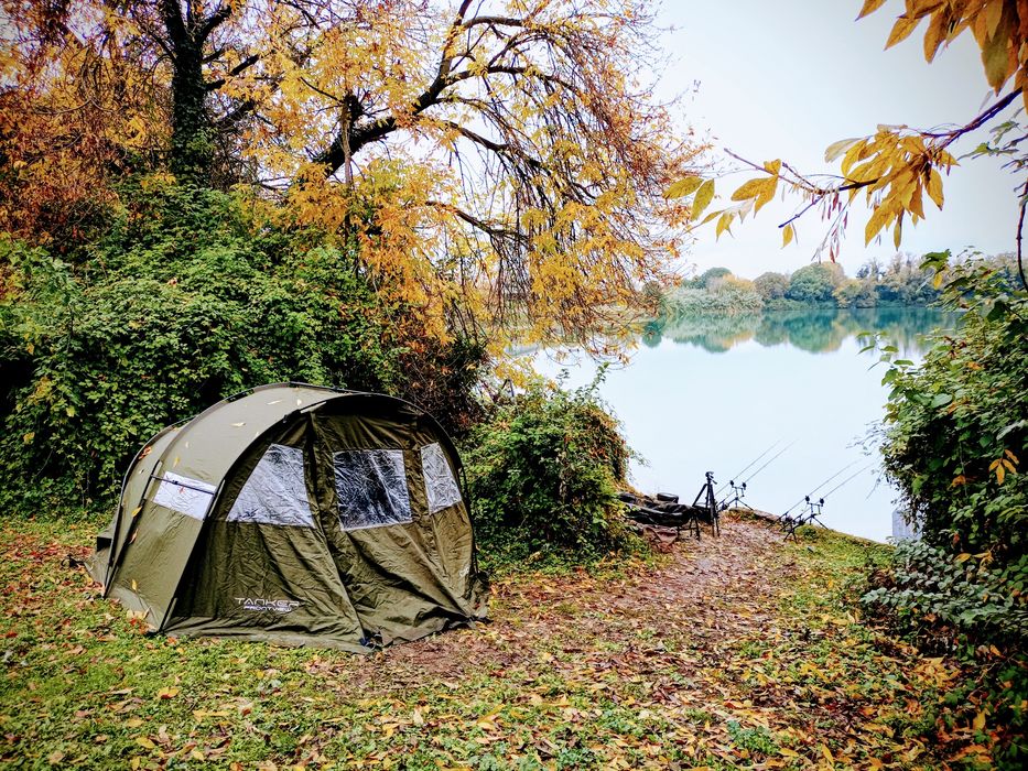 Cort Caperlan Tanker Frontview pescuit la crap