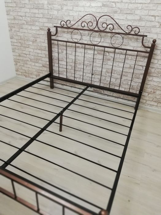 Кованый кровати из железа