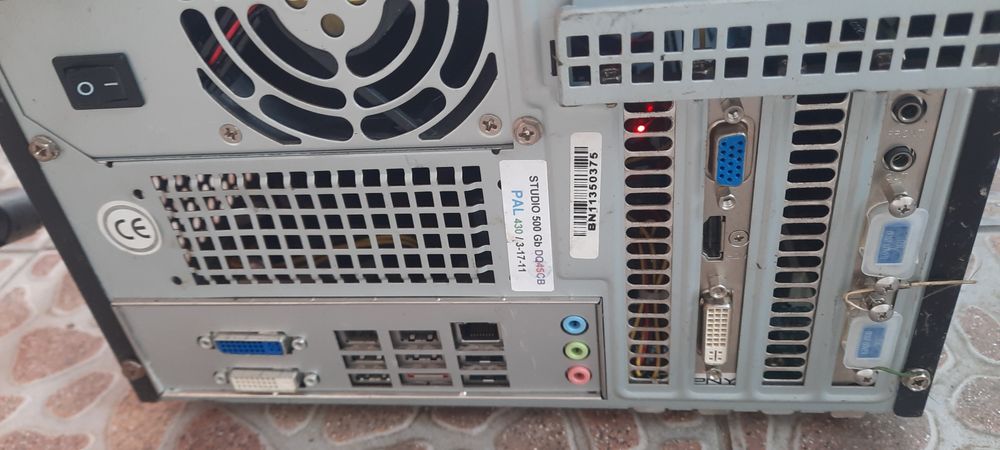 NewTek  Tri Càster Studio tc350 Студио за излъчване  и продукция