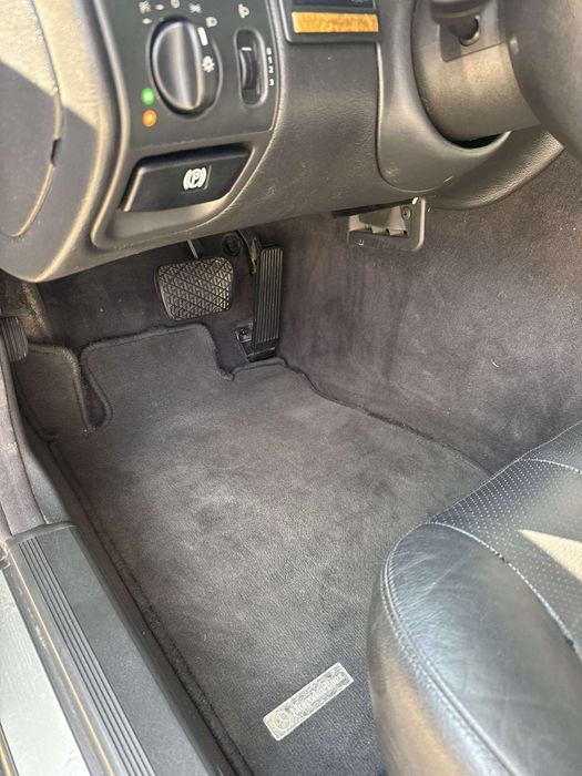 Vand sau schimb Mercedes-Benz Clk