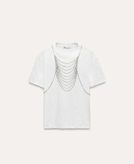 Нова тениска Zara с етикет