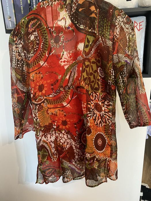 Bluza cu model deosebit