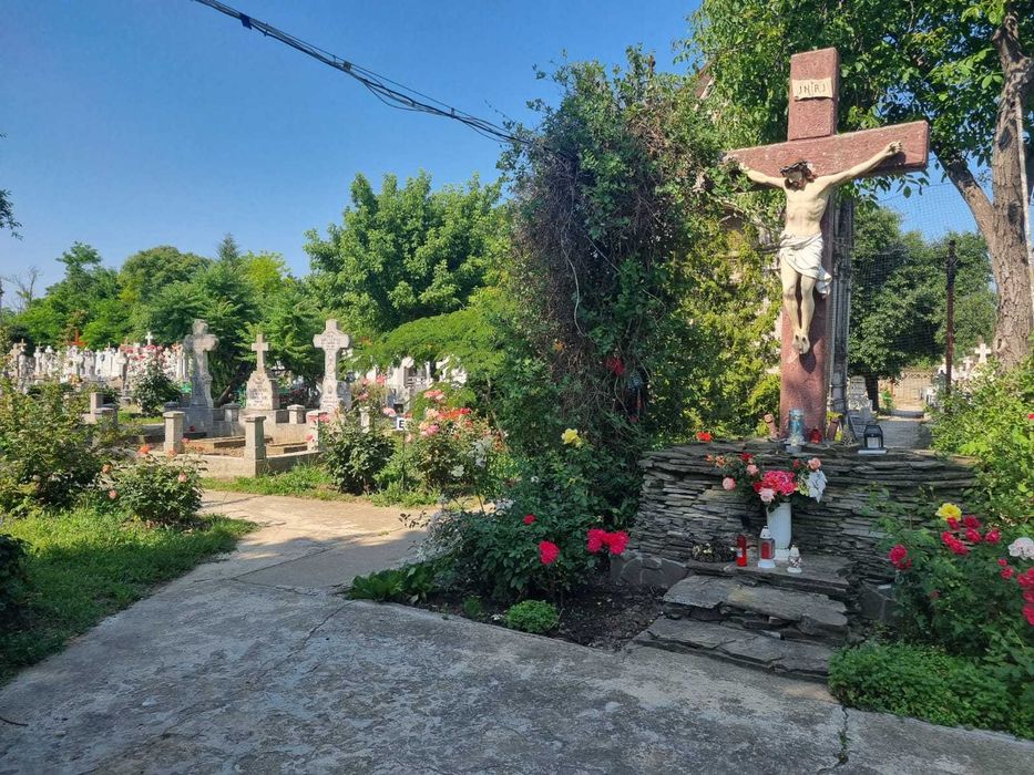 Pozitie super 3 locuri de veci Cimitirul Catolic Braila