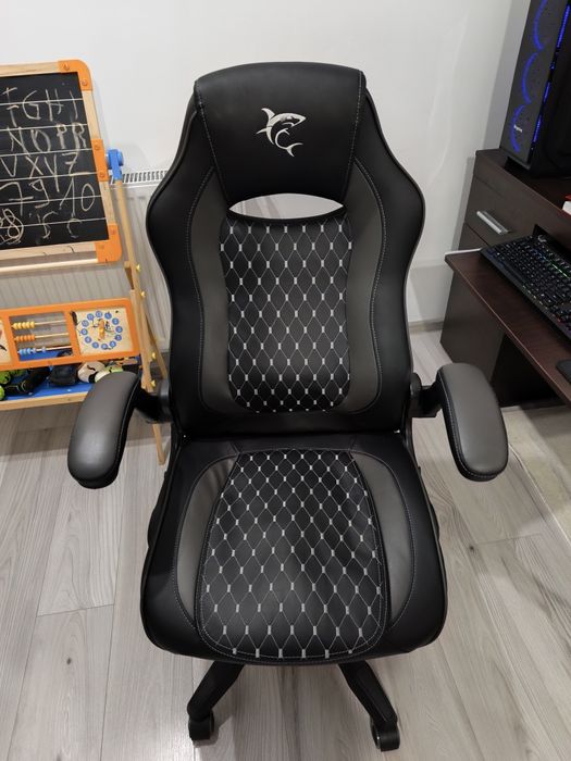 Scaun gaming shark white