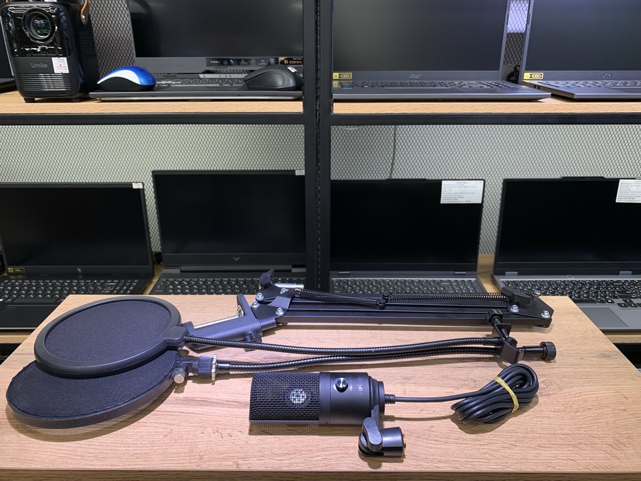 Микрофон Fifine K669, черный, штативы, 1132/А10