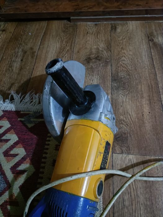 Шлифмашинка P. I. T. Болгарка