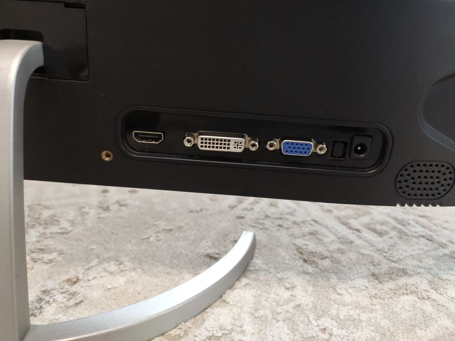 Монитор qmax 24 дюйм