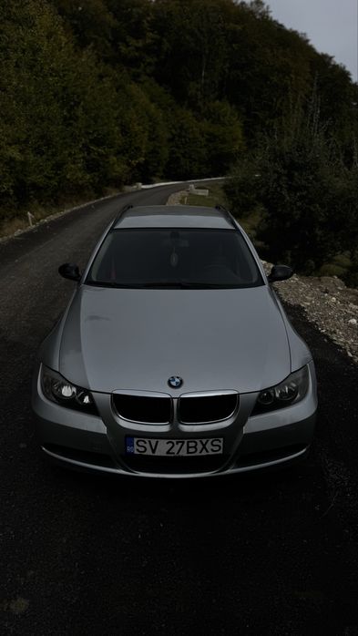 BMW e90 320i touring