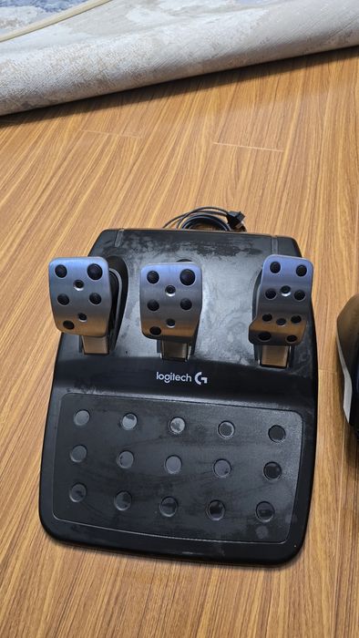Volan Logitech G29