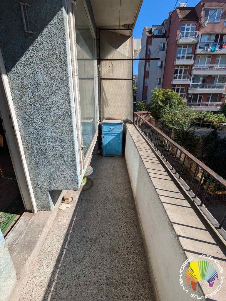 Продава се Тристаен апартамент в Бургас, Център - 80 кв.м за 2225 €/кв.м - Снимка #3