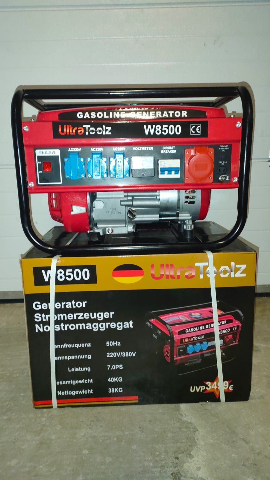 Generator Ultra Toolz W8500 adus din Germania cu 3 prize monofazice