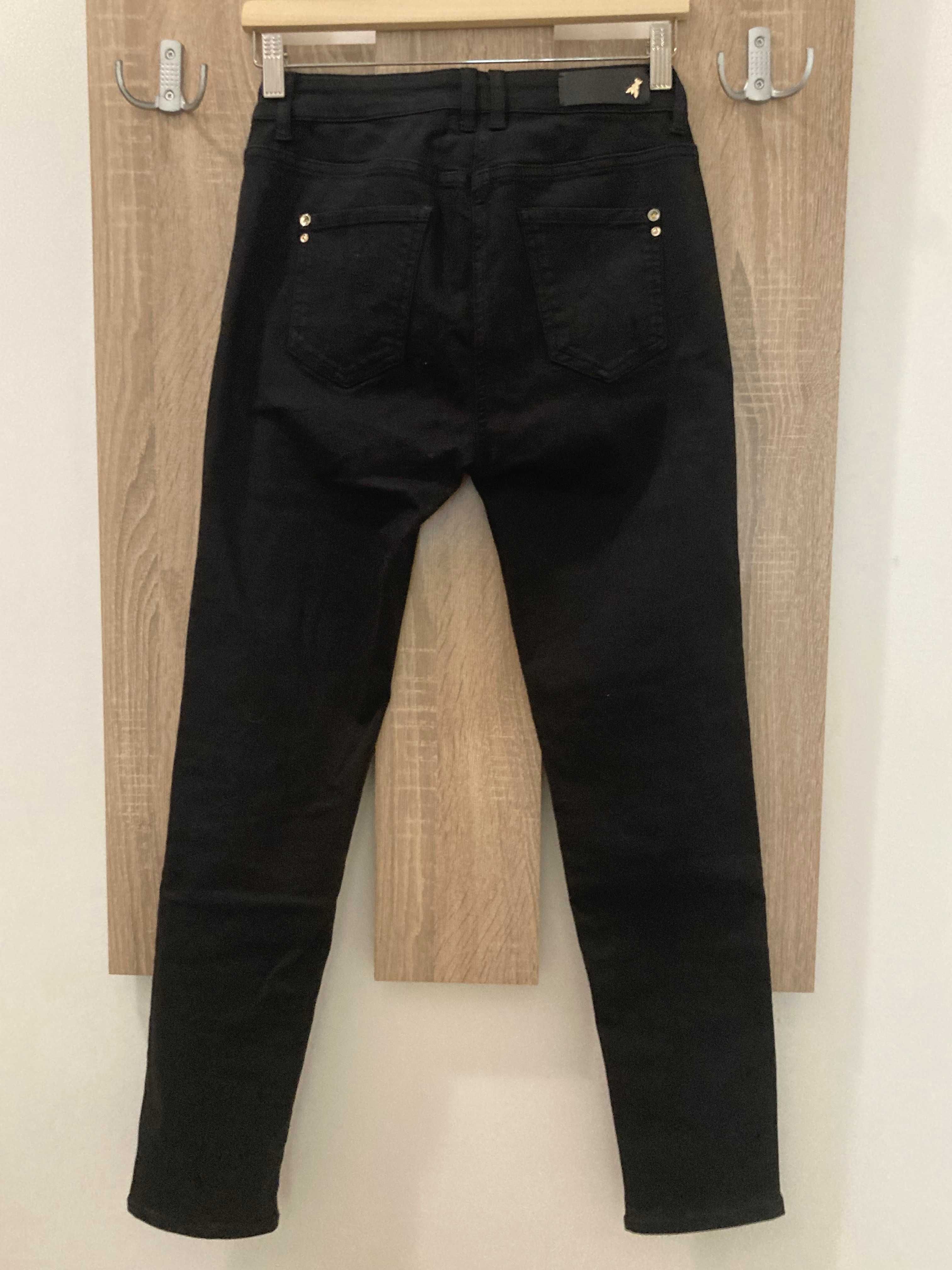 Дънки на G-Star Raw и Patrizia Pepe, нови с етикети