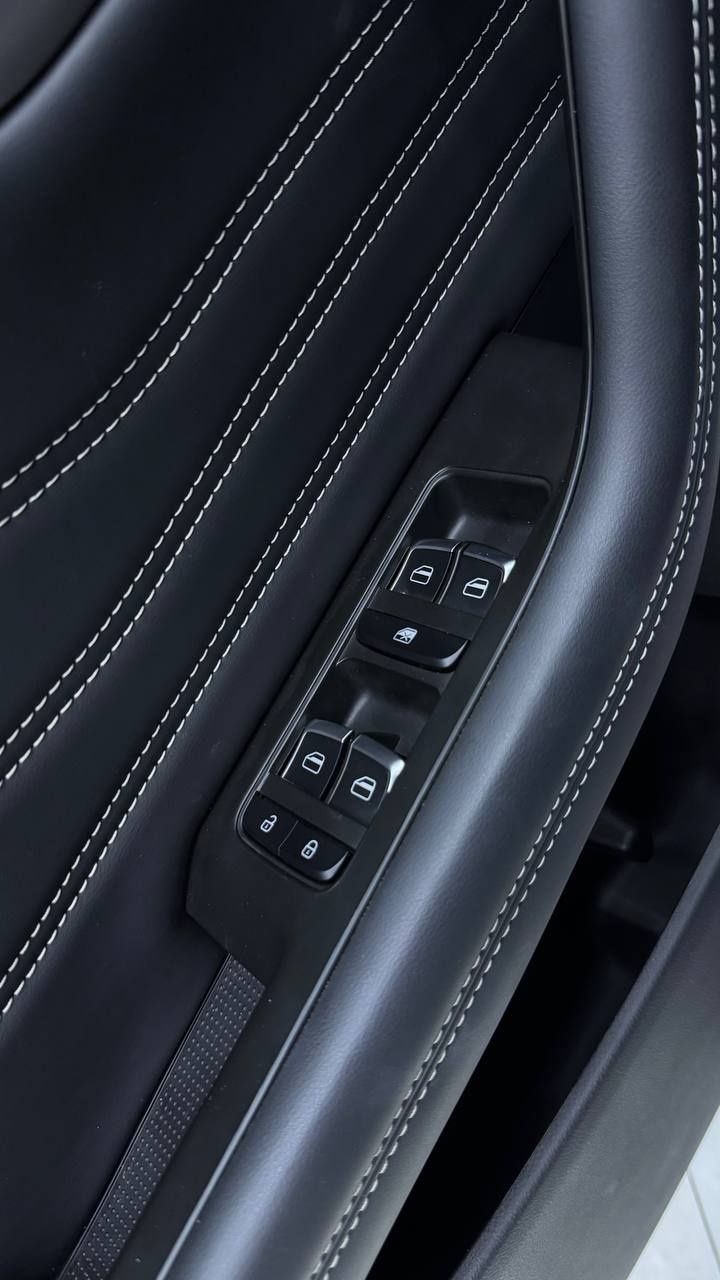 Jetour X70 electrocar