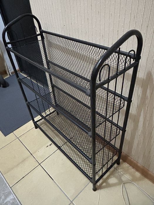 Обувница черная металическая