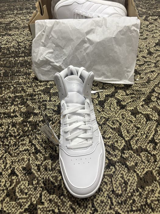 Vand Adidas pantofi noi nefolositi