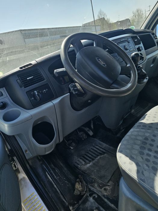 Ford transit двойна кабина