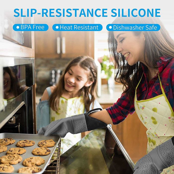 Set manusi silicon, termorezistent, antialunecare la cost de achizitie