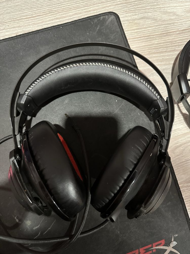 HyperX cloud revolver
