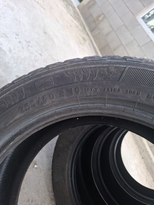 Гуми General 255 /50    R 19