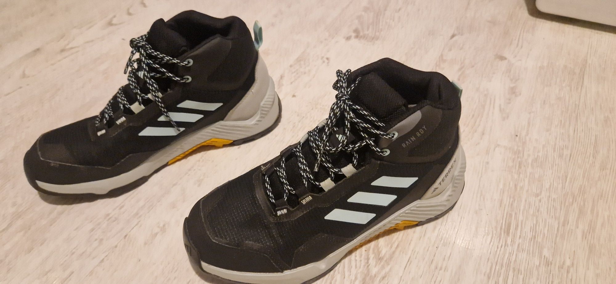Боти Adidas Terex