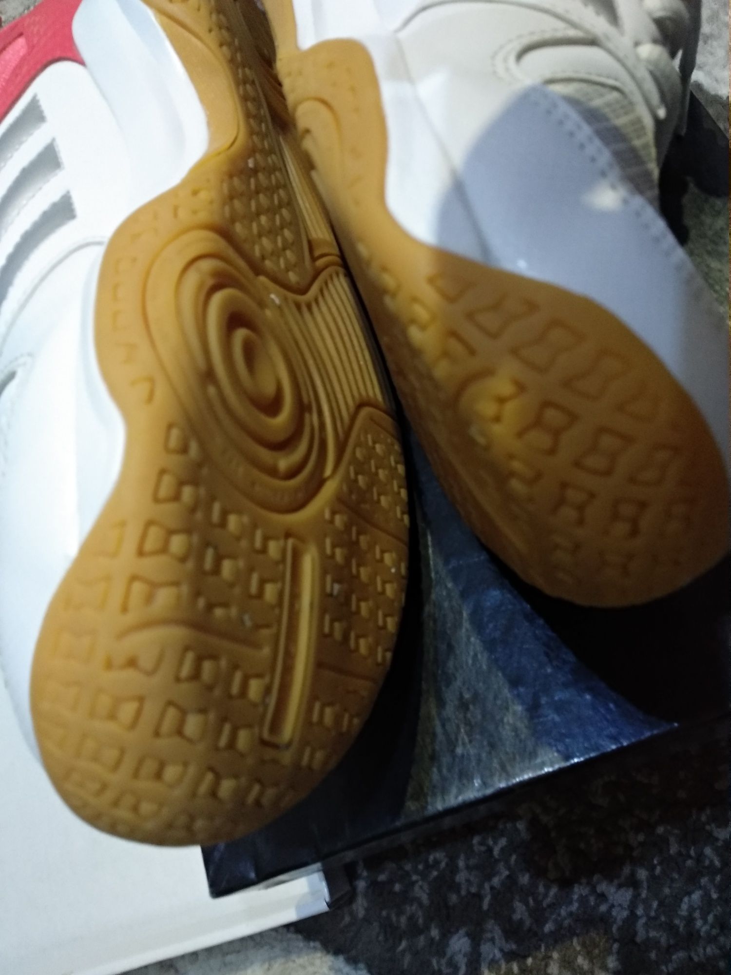 Маратонки Adidas ADIPRENE