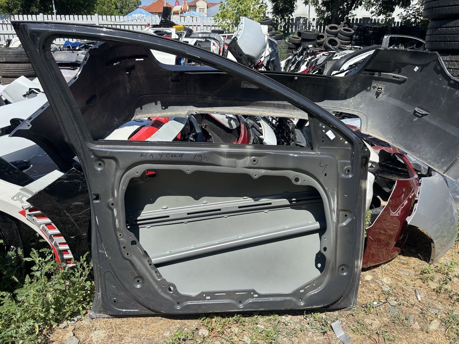 Врата KIA X Ceed