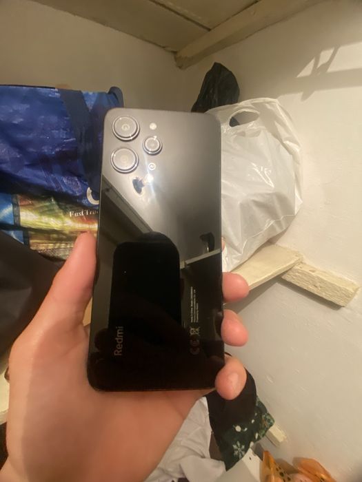 Продам андроит не царапины в ремонте не был новый почти