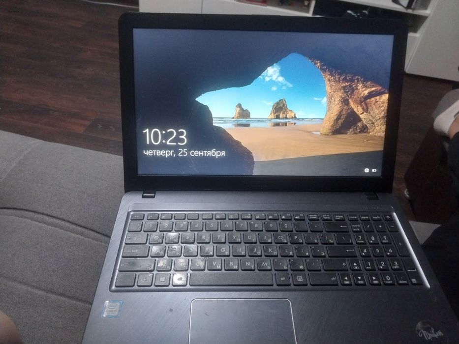 VivoBook 15_Asus Laptop X540UBR