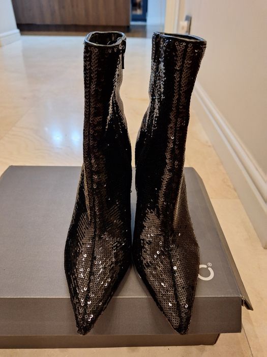 Ghete elegante din pa7iete marime 37