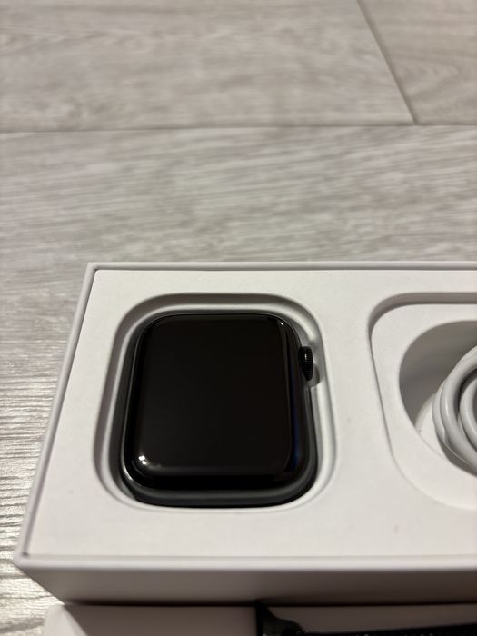 Apple watch 5 varianta cu LTE