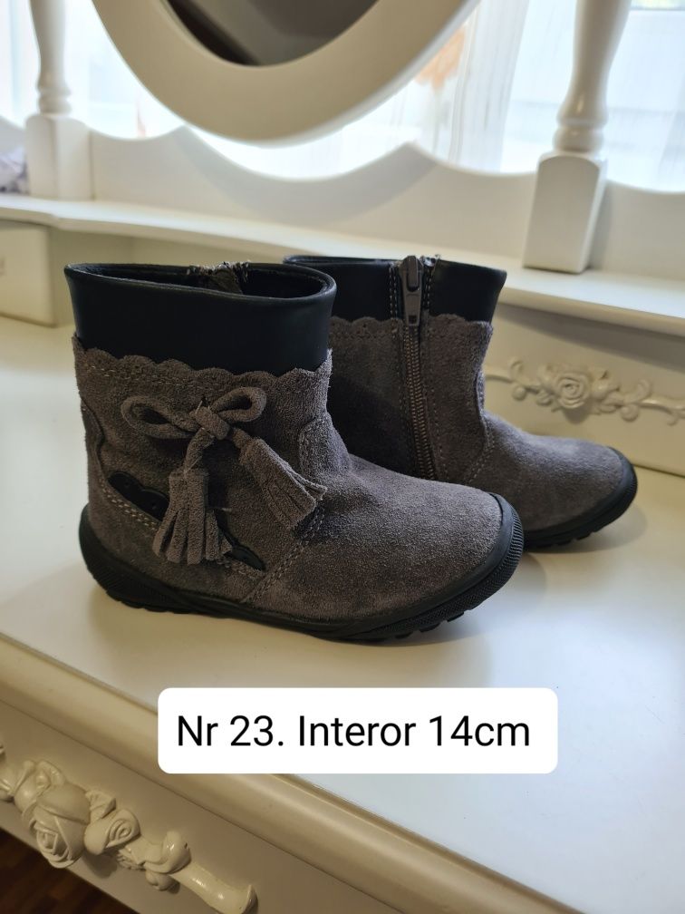 Vând incaltaminte din piele, piele întoarsă copii fetite ,baieti