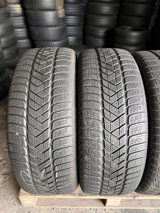 4 anvelope iarna 235/60/18 , Pirelli , DOT 2021 !