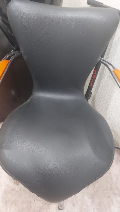 Кресло для парикмахерской