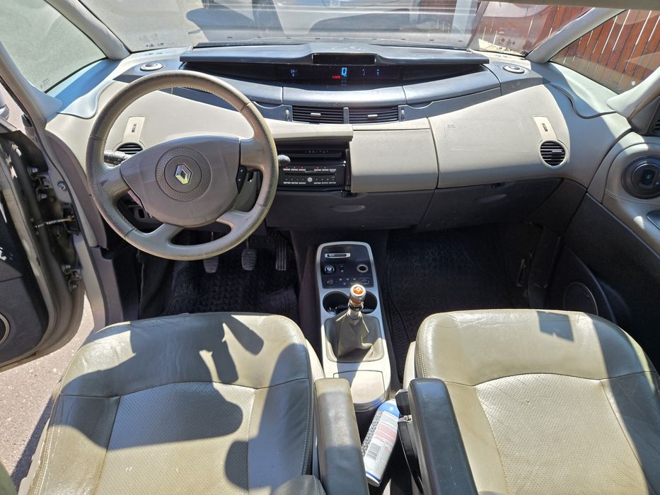 Renault Espace Initiale Paris 2.0 TDCI Extra Full Deosebit Variante