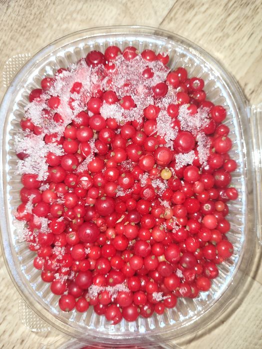 Продам свежемороженую смородину