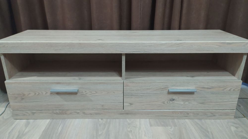 Тумба под телевизор