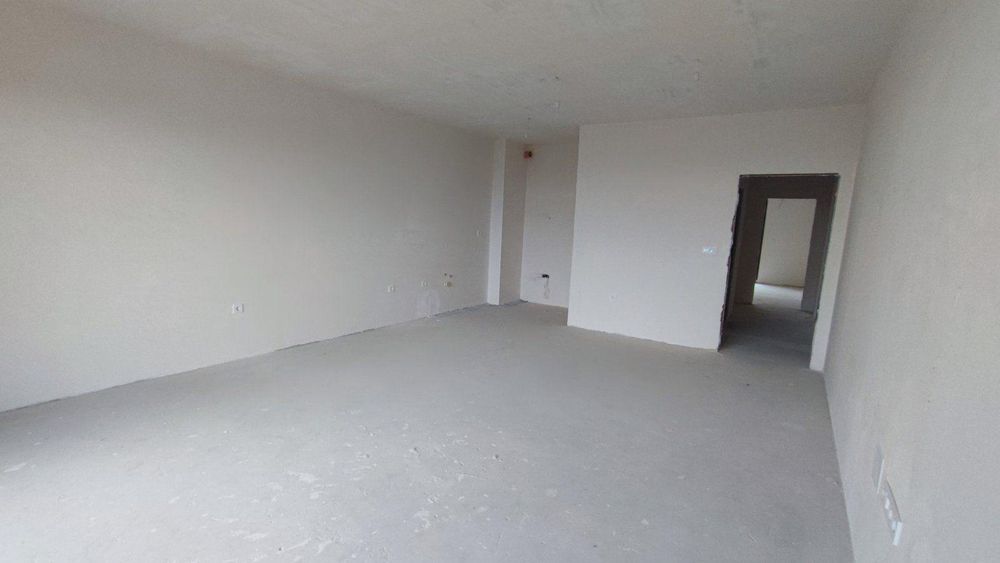 Продава се Тристаен апартамент в Варна, Виница - 130 кв.м за 938 €/кв.м - Снимка #9