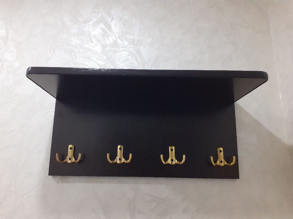 Вешалка для одежды и полка для обуви