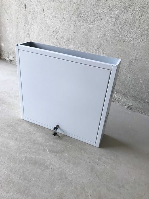 Метална монтажна кутия