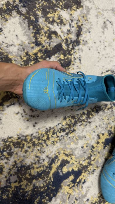 Adidasi de fotbal nike mercurial culoare albastru marimea 42,5