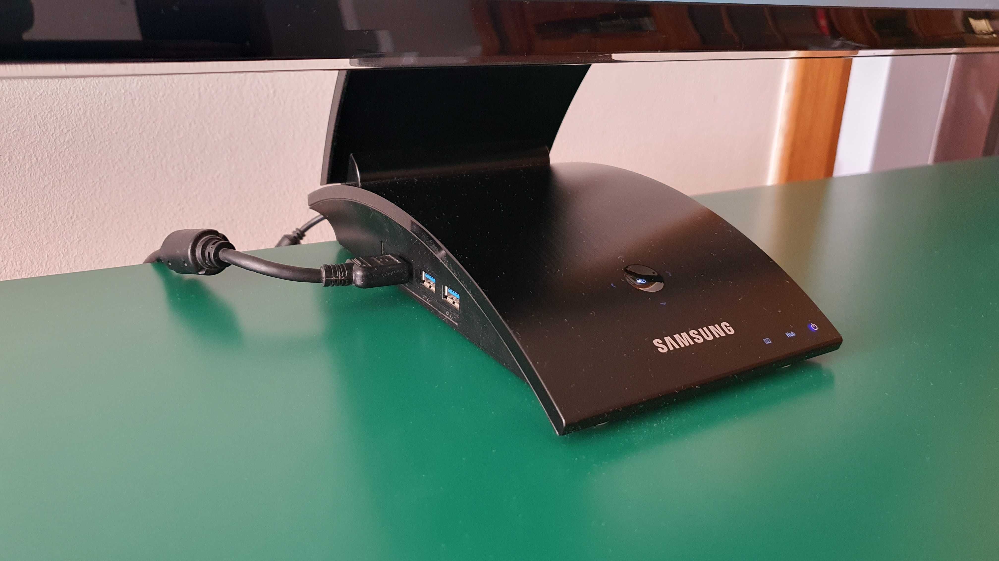 Monitor LED HUB Samsung Full-HD 23 inch