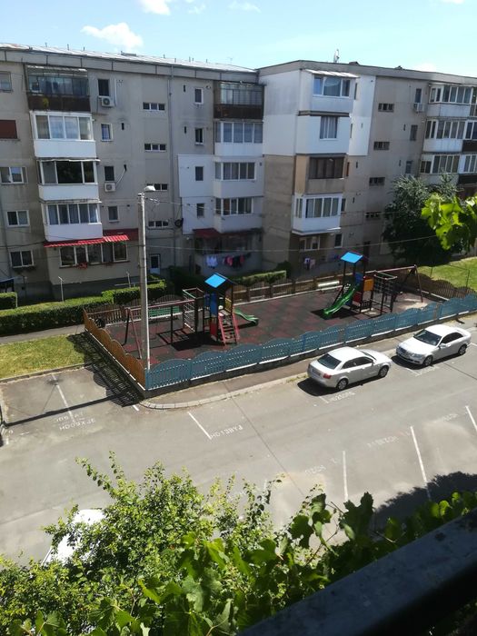 Deva cartier Liliacului 4 cam decomandat (mobilat si utilat) parcare