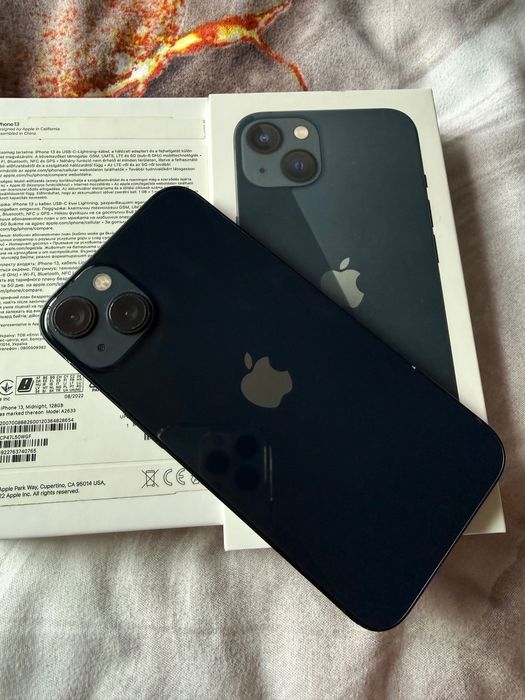 iPhone 13 midnight 128гб
