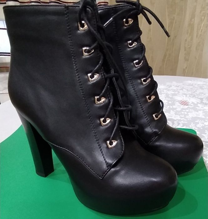 Новые сапоги женские
