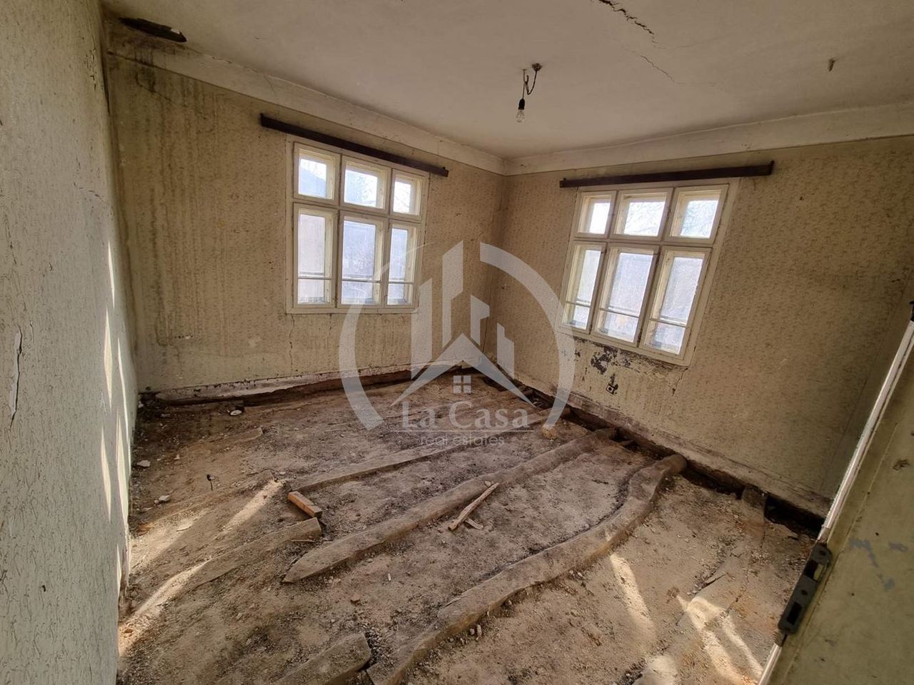 Продава се Къща в с. Ново село, Област Видин - 70 кв.м за 500 €/кв.м - Снимка #6