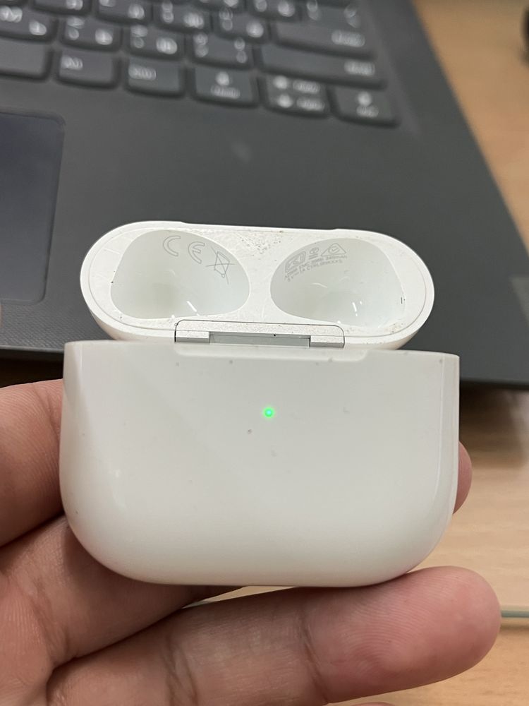 Продам кэйс Airpods 3