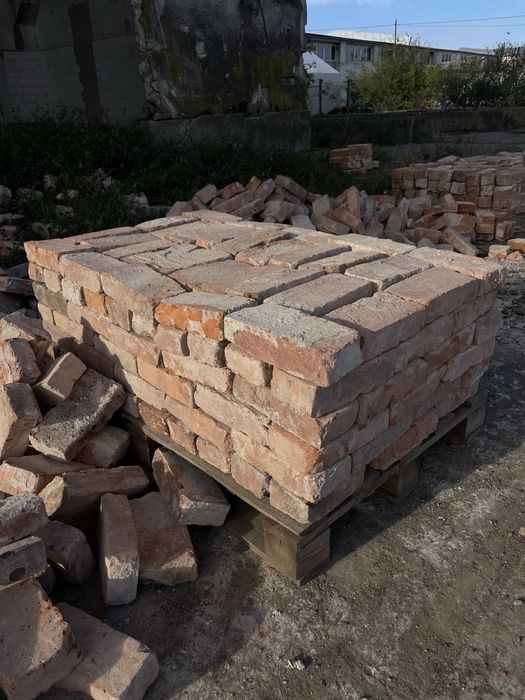 Caramida din demolari