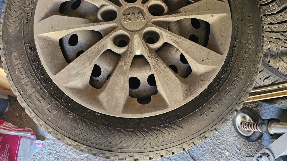 Колеса зимние 205 55 r16